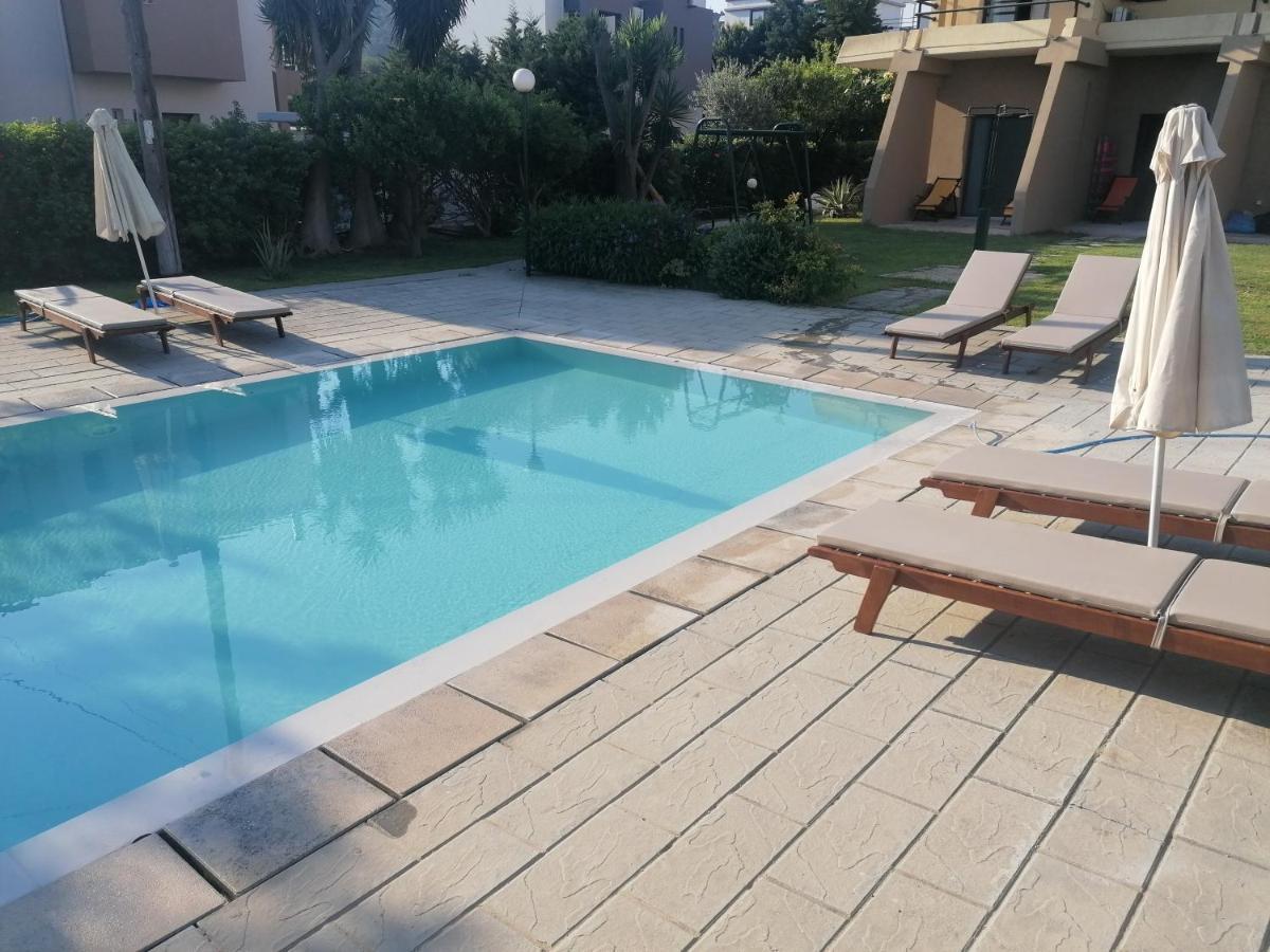 Endless Summer Pool Flat Ixia  Bagian luar foto