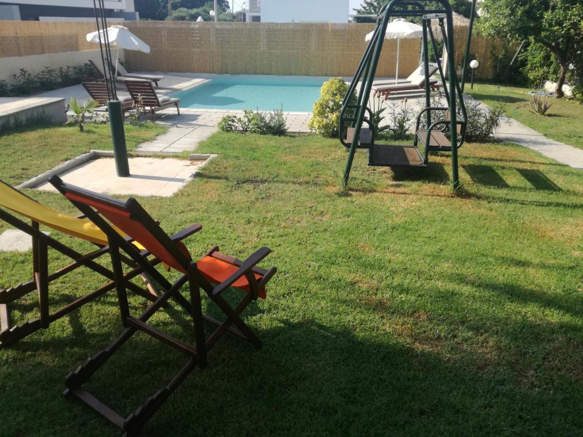 Endless Summer Pool Flat Ixia  Bagian luar foto